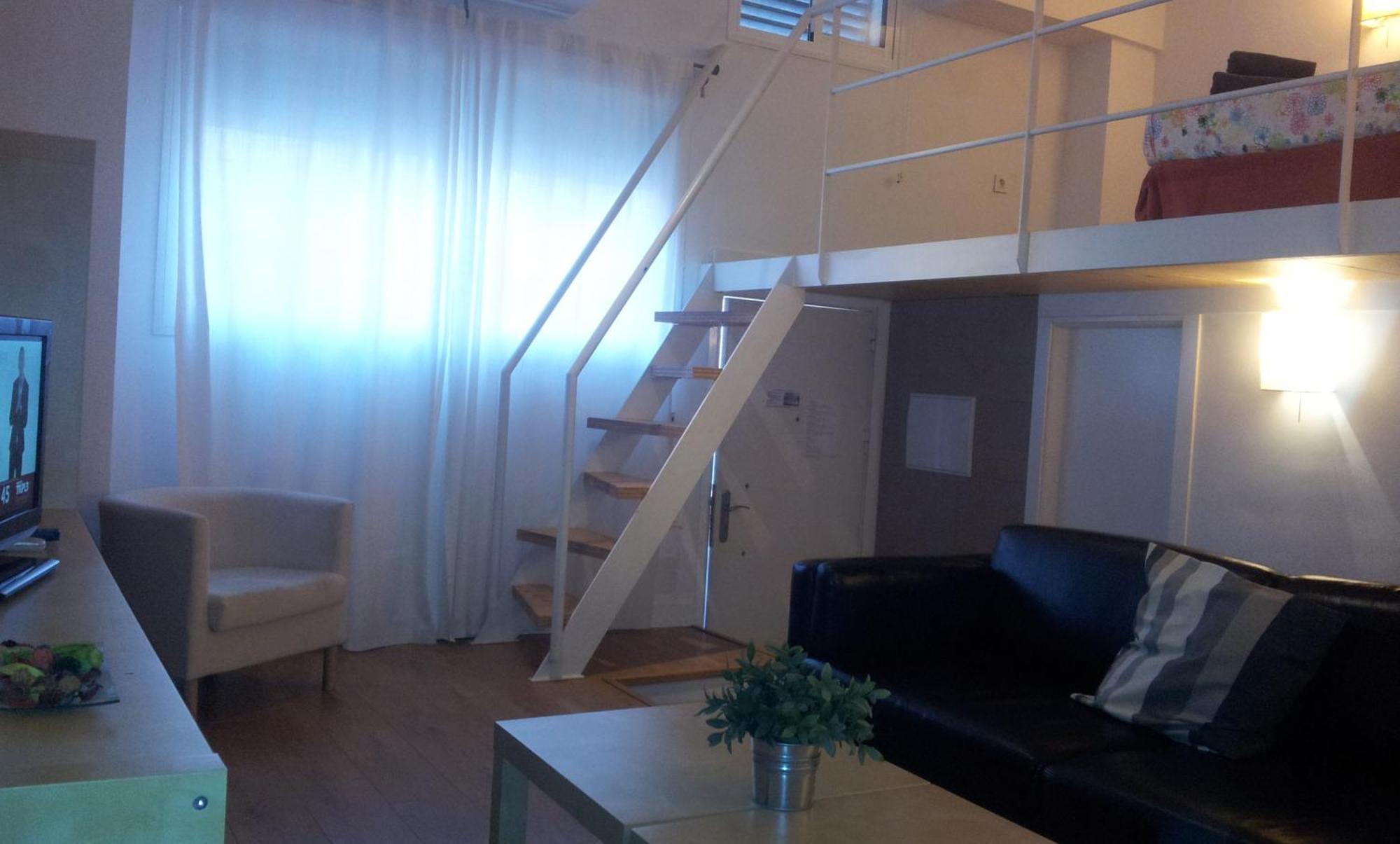 Apartamentos Clavero Malaga Ruang foto
