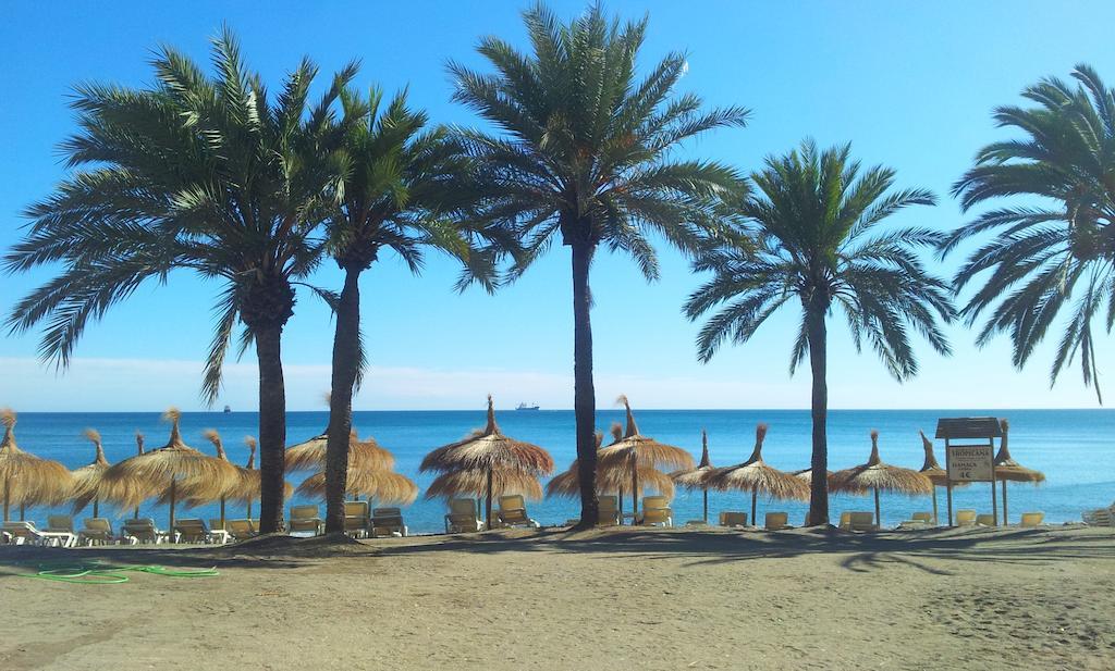 Apartamentos Clavero Malaga Ruang foto