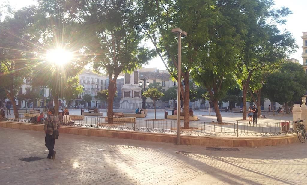 Apartamentos Clavero Malaga Ruang foto
