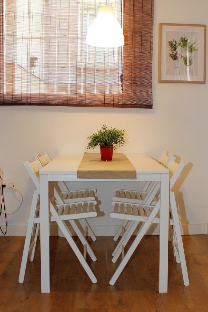 Apartamentos Clavero Malaga Bagian luar foto